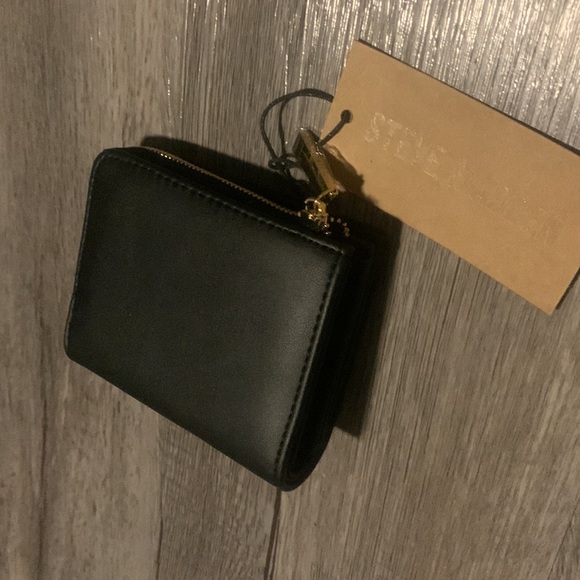 NWT Steve Madden wallet - Picture 2 of 6
